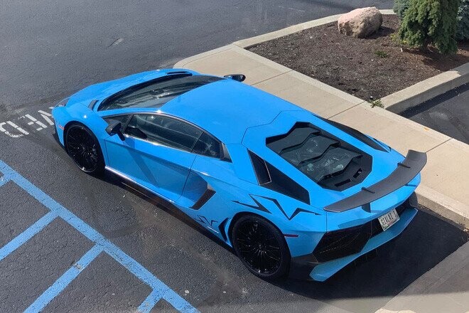 Dân chơi Tyler Ngo mang Lamborghini Aventador tham dự Summer Rally, hé lộ  quá trình vận chuyển cùng lúc hàng chục siêu xe của các đại gia gốc Việt