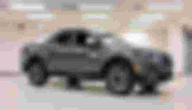 dan em ford ranger ban gap doi hien tuong doanh so mot thoi hyundai santa cruz, khach hang rat tre chi tu 18 tuoi