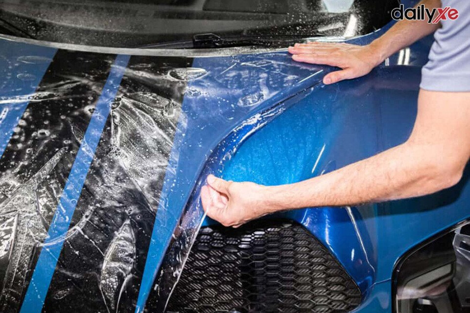 Dán film PPF ôtô cũng mang lại hiệu ứng lá sen