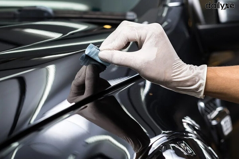 Phủ Ceramic hạn chế vết xước nhẹ