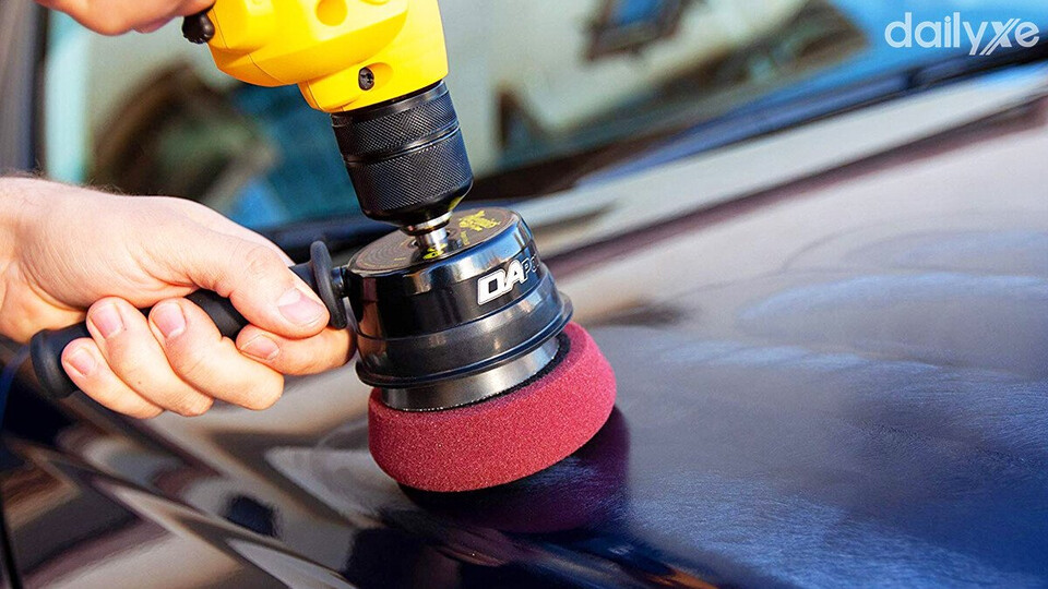 Chuẩn bị dụng cụ cần thiết đánh bóng xe