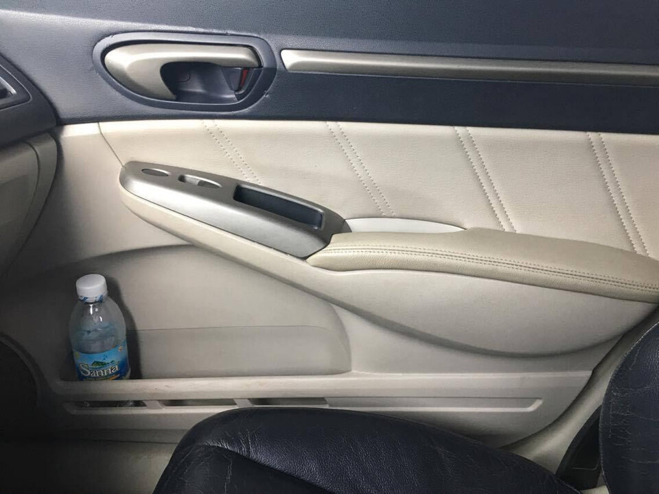 Đánh giá Civic 2.0 gen 8 sau 10 năm sử dụng. - Hình 5 Đánh giá Civic 2.0 gen 8 sau 10 năm sử dụng. - Hình 5