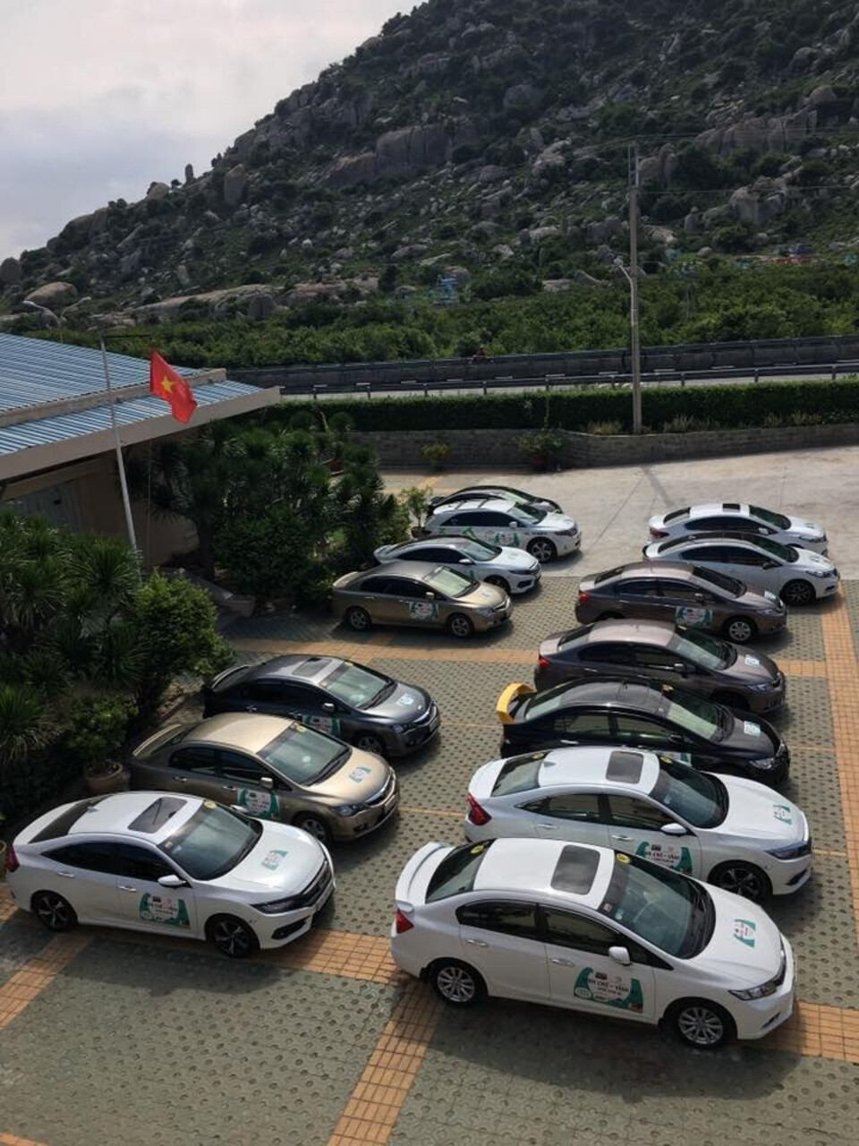 Đánh giá Civic 2.0 gen 8 sau 10 năm sử dụng. - Hình 14 Đánh giá Civic 2.0 gen 8 sau 10 năm sử dụng. - Hình 14