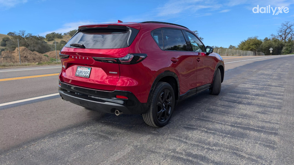 Ngôn ngữ thiết kế mới cũng tiệm cận với các mẫu SUV cỡ lớn