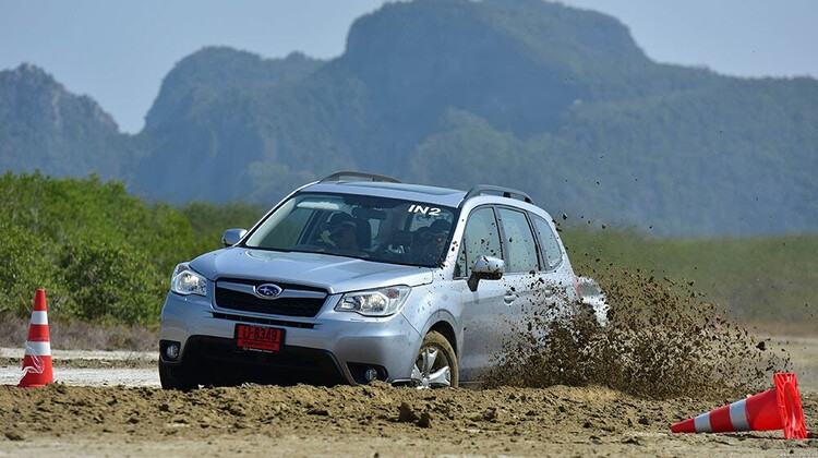 Đánh giá Subaru Forester 2016 – “Người bạn đường” lý tưởng - Hình 22 Đánh giá Subaru Forester 2016 – “Người bạn đường” lý tưởng - Hình 22