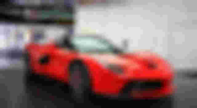 diem danh loat hypercar chuan bi ve viet nam: choang truoc su chiu choi cua dai gia trong nuoc