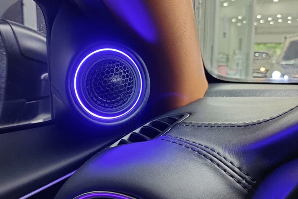 Nậng cấp âm thanh xe hơi