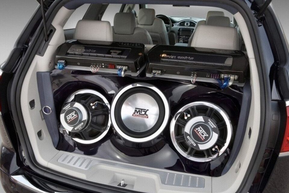 Độ loa sub cho ô tô