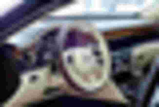doan di bang sam lien tay 4 xe sang trong hon 2 thang: tiep tuc chot don bentley flying spur ngay sau khi ra bien porsche taycan