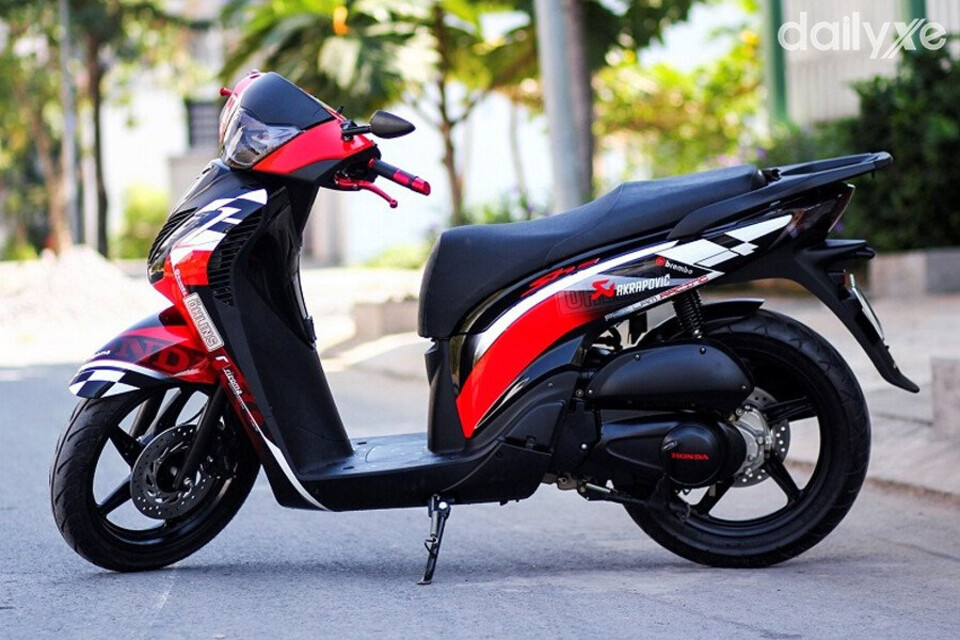 Chủ xe bị xử phạt nếu tự ý thay đổi màu sơn xe máy