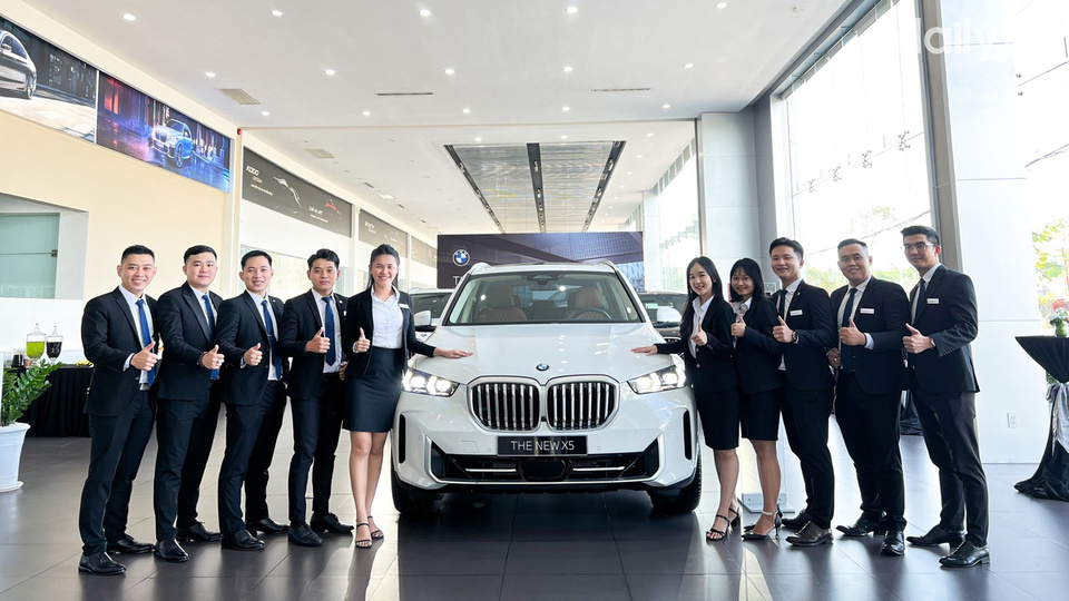 Đội ngũ nhân viên tại BMW Cần Thơ