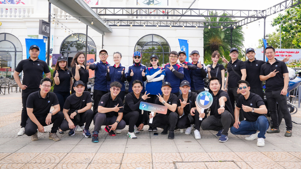 Đội ngũ nhân viên tại BMW Hồ Chí Minh