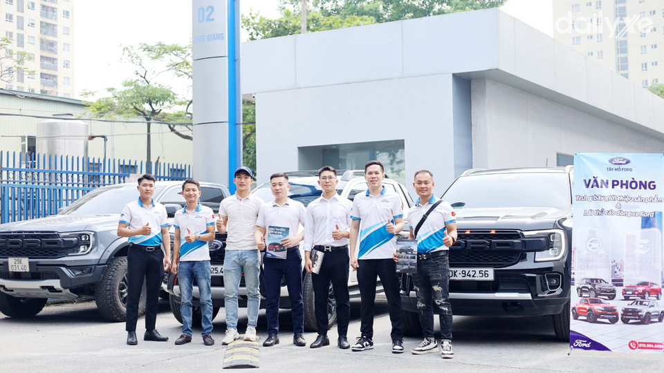 Đội ngũ nhân sự tại Ford Tây Mỗ