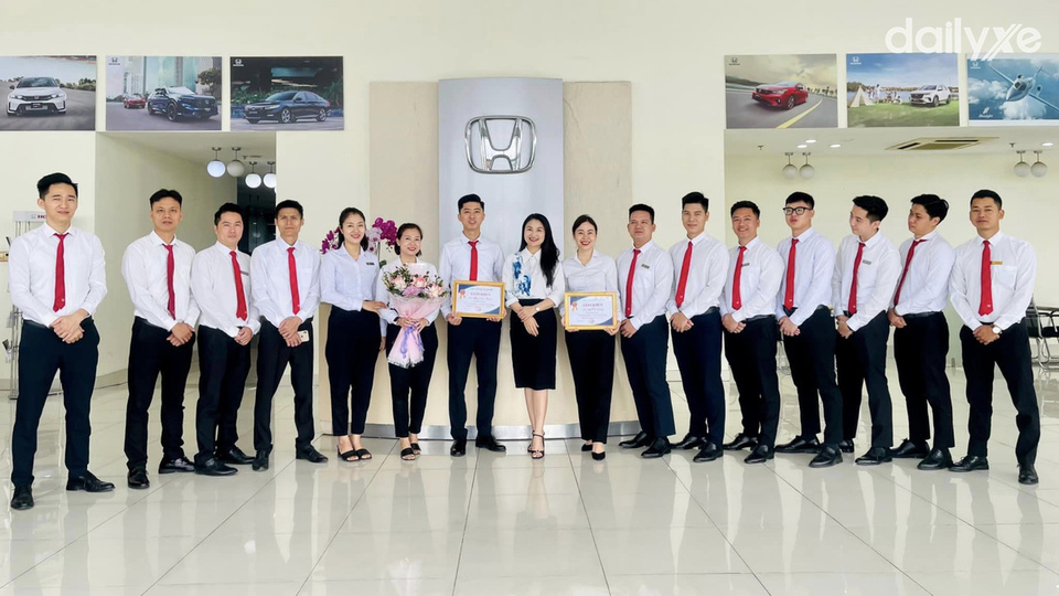 Đội ngũ nhân viên tại Honda Ôtô Long Biên