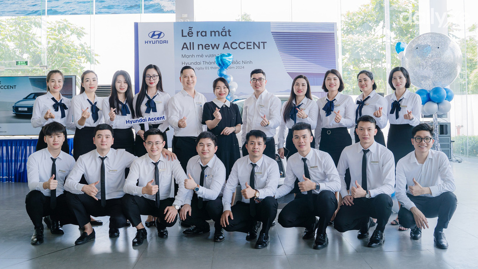 Đội ngũ nhân viên tại showroom Hyundai Bắc Ninh