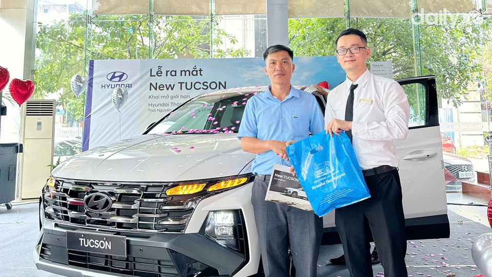 Đội ngũ nhân viên tại Hyundai Phổ Yên