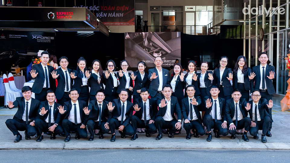 Đội ngũ nhân sự tại Mitsubishi KonTum