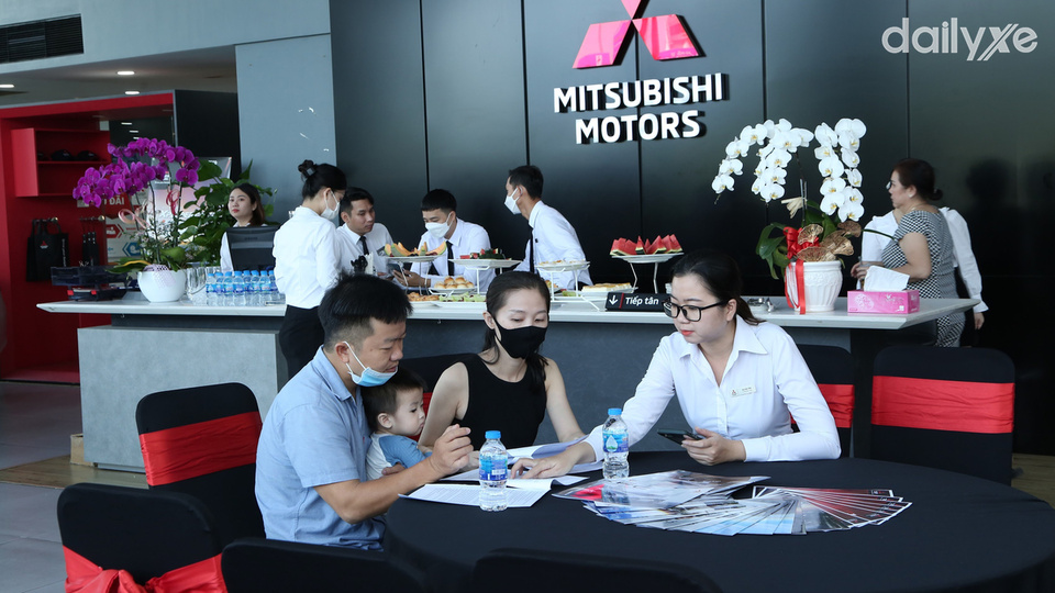Đội ngũ nhân sự tại Mitsubishi Tân Sơn Nhất