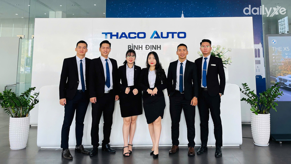 Đội ngũ nhân viên tại Peugeot Bình Định