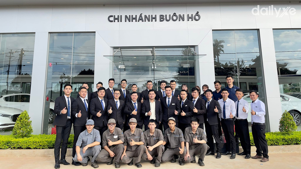 Đội ngũ nhân sự tại Peugeot Buôn Hồ