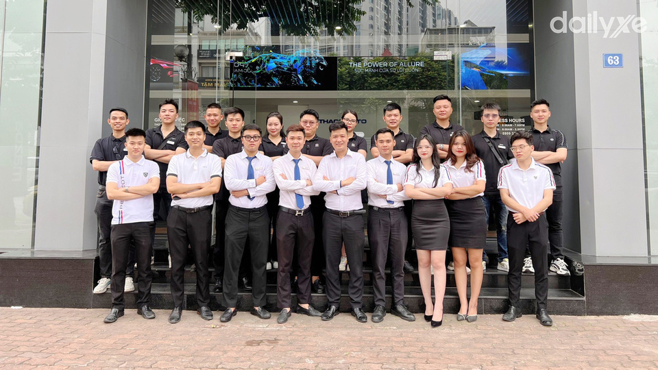 Đội ngũ nhân sự tại Peugeot Trần Khát Chân