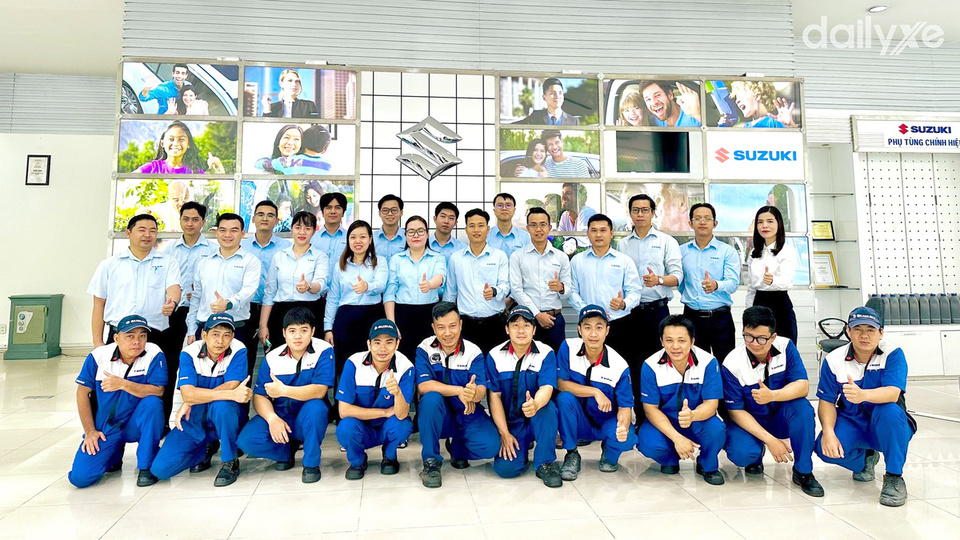 Đội ngũ nhân sự tại Suzuki World Phổ Quang