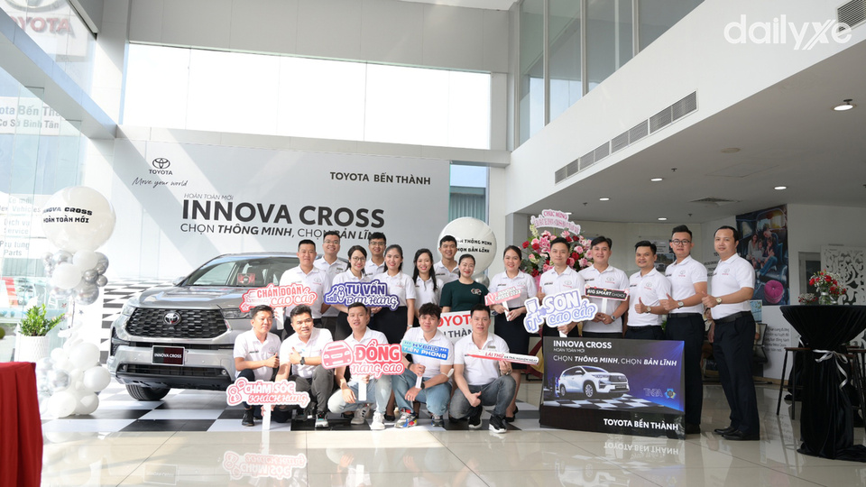 Đội ngũ nhân viên tại Toyota Bình Tân
