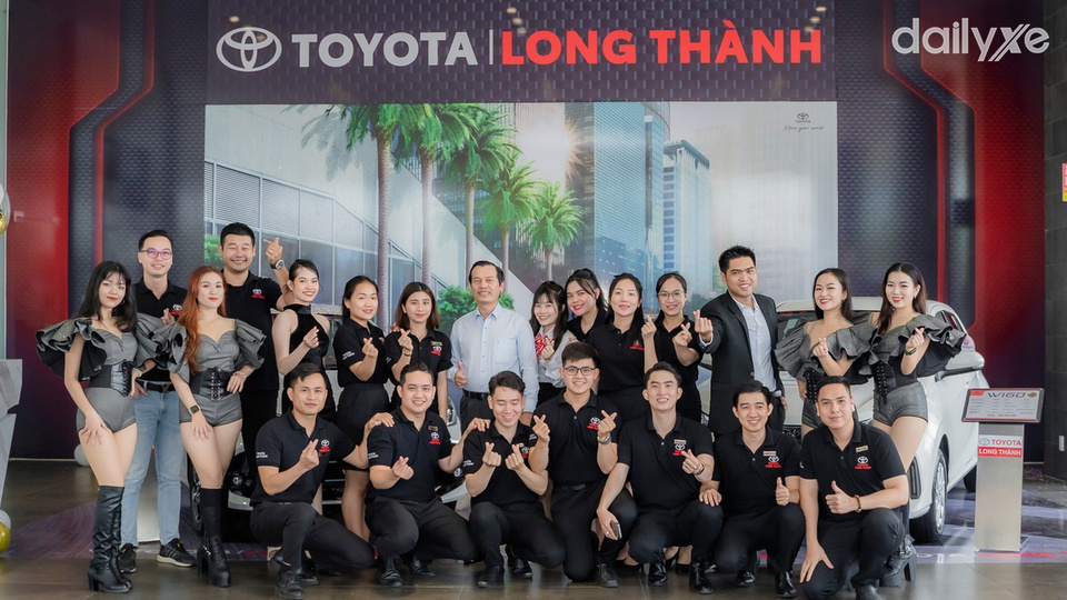 Đội ngũ nhân viên tại Toyota Long Thành