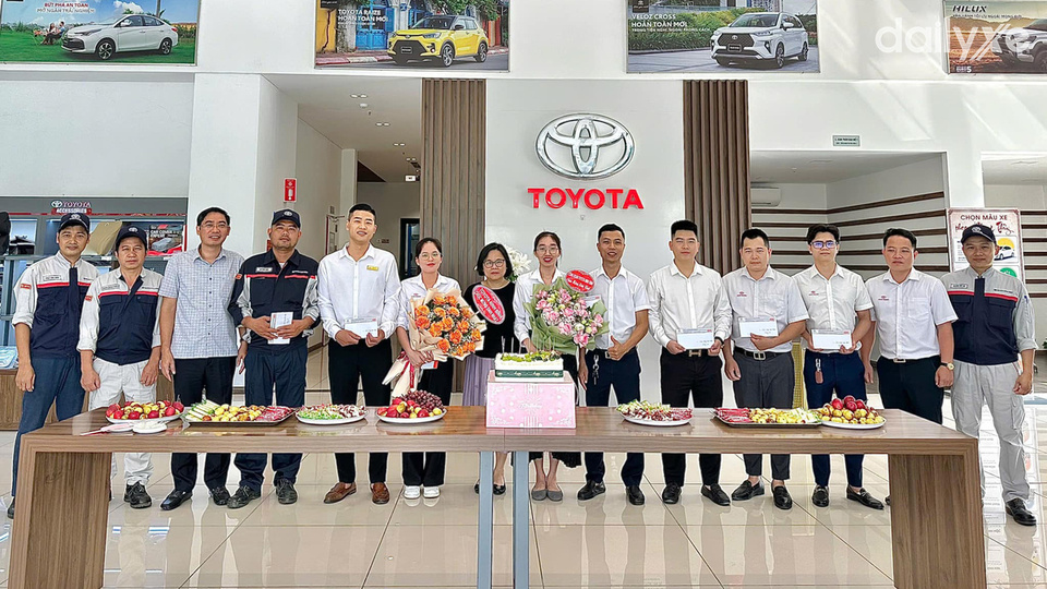 Đội ngũ nhân viên tại Toyota Ninh Bình