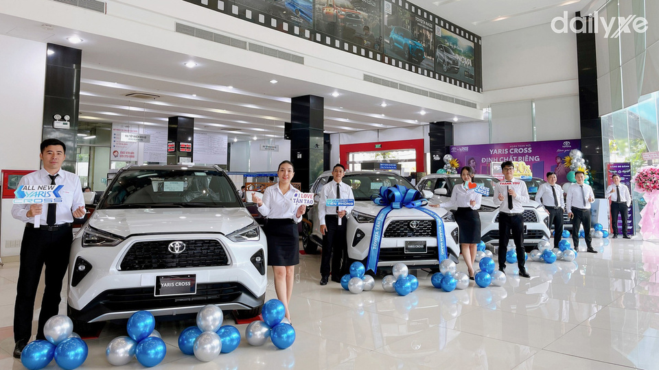 Đội ngũ nhân viên tại Toyota Tân Tạo