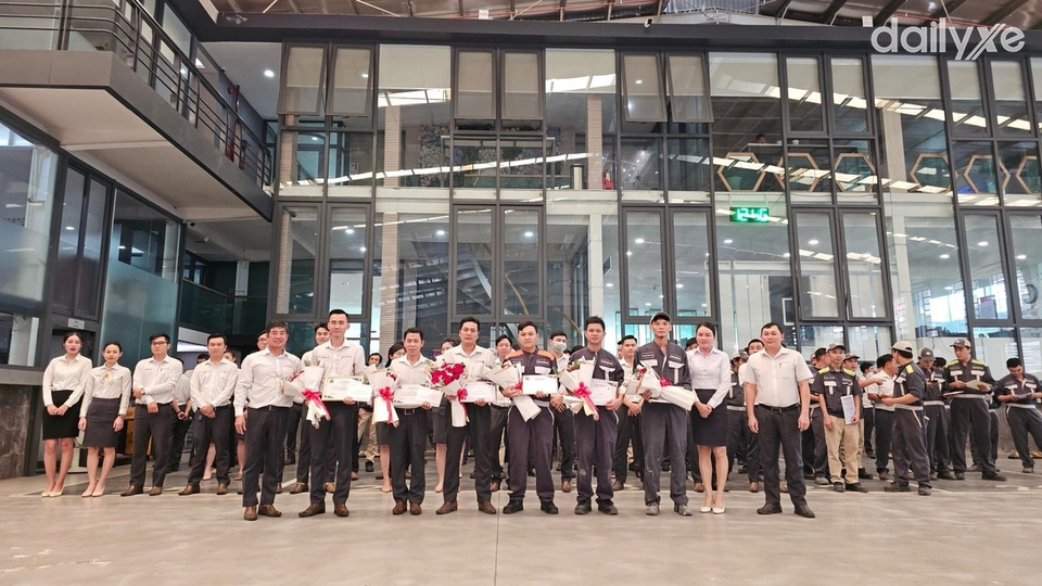 Đội ngũ nhân viên tại Toyota Thuận An