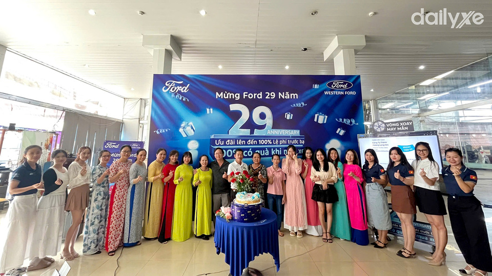 Đội ngũ nhân viên tại Western Ford