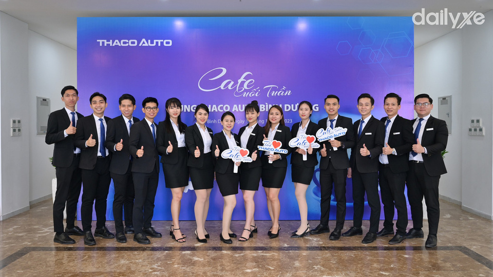 Đội ngũ nhân viên tại Mazda Bình Dương