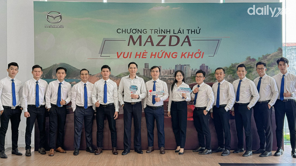 Đội ngũ nhân viên tại Mazda Vĩnh Long