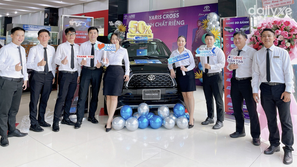 Đội ngũ nhân viên của Toyota Hùng Vương
