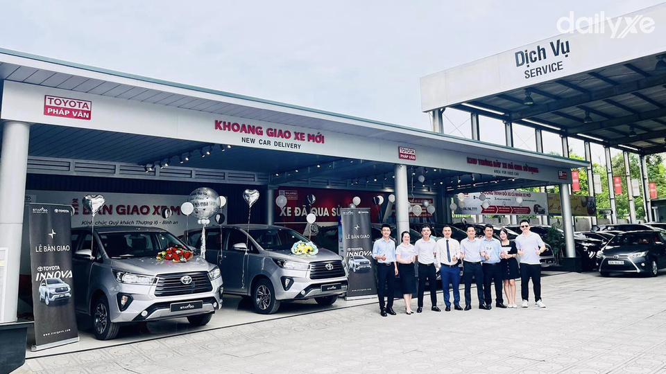 Đội ngũ nhân viên tại Toyota Pháp Vân