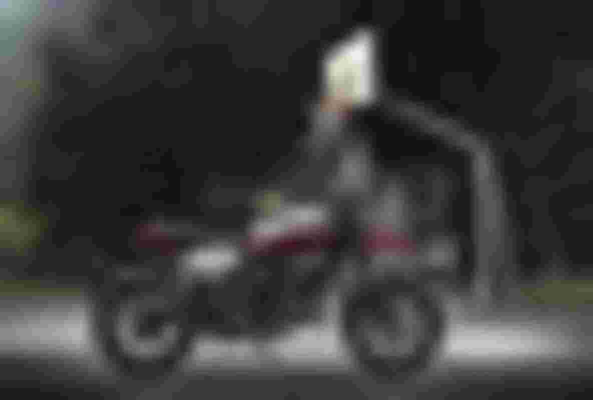 ducati scrambler urban motard 2022 co gia ban hon 400 trieu dong tai vn