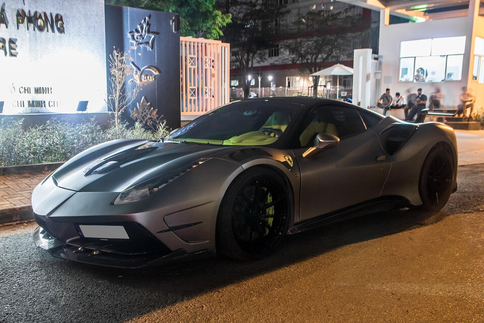 Ferrari 488 GTB với gói độ hầm hố tại TP.HCM ferrari 488 gtb voi goi do ham ho tai tp.hcm