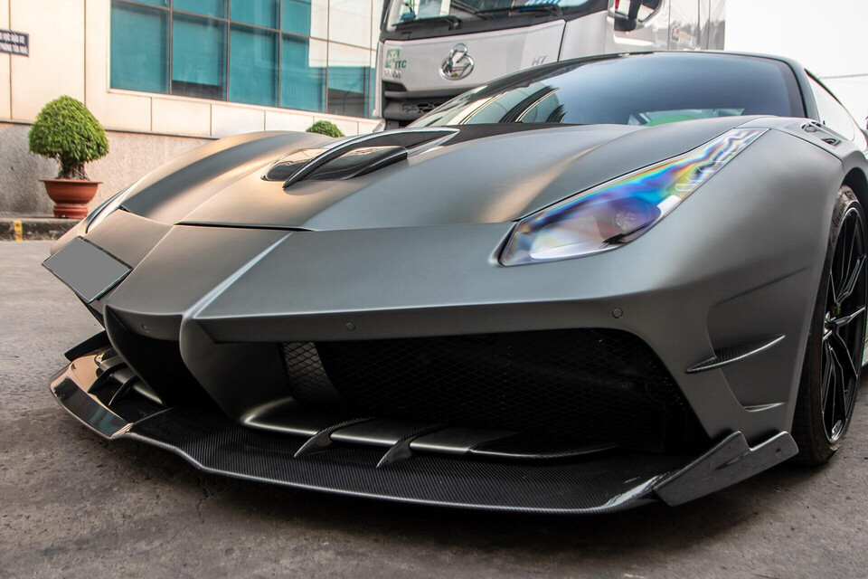 Ferrari 488 GTB với gói độ hầm hố tại TP.HCM ferrari 488 gtb voi goi do ham ho tai tp.hcm