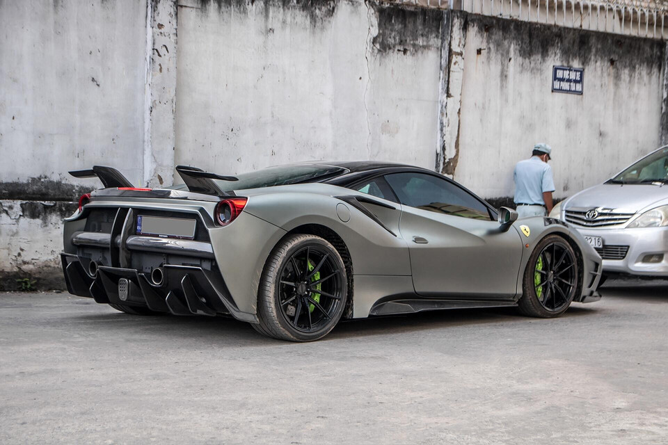 Ferrari 488 GTB với gói độ hầm hố tại TP.HCM ferrari 488 gtb voi goi do ham ho tai tp.hcm