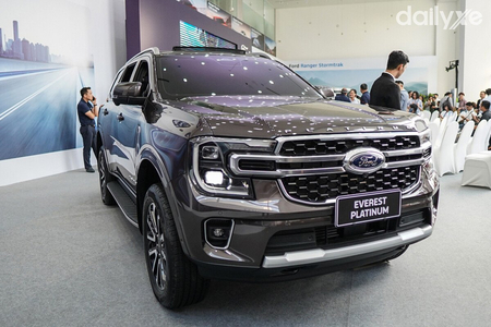 Ford Everest Platinum 2.0L Bi-Turbo (Máy dầu)