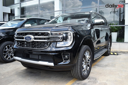 Ford Everest Titanium 2.0L AT 4WD (Máy dầu)