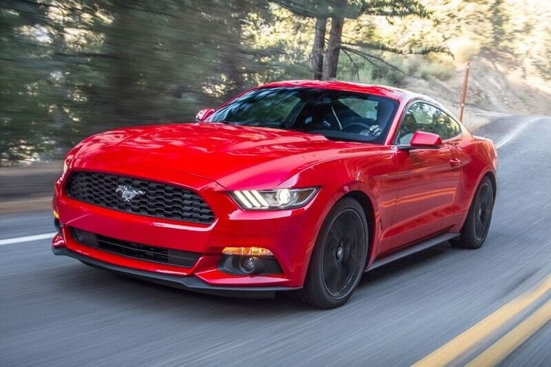 Ford Mustang es lujoso, moderno y deportivo