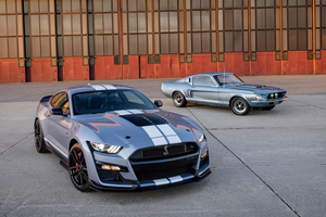 Ford ra mắt bản đặc biệt Mustang Shelby GT500 Heritage Edition 2022