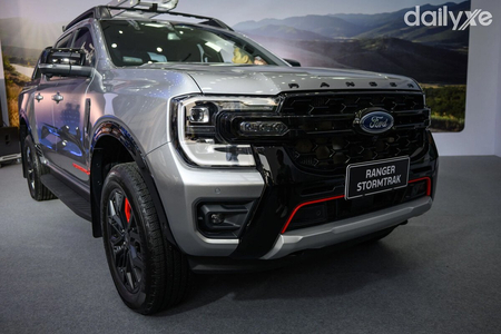 Ford Ranger Stormtrak 2.0L Bi-Turbo (Máy dầu) Ford Ranger Stormtrak 2.0L Bi-Turbo (Máy dầu)