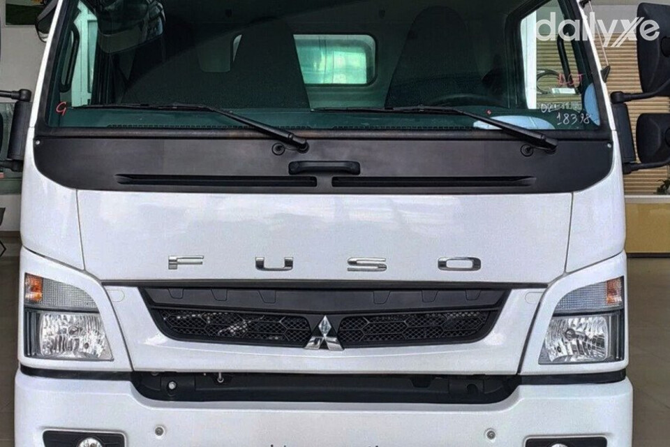 Lưới tản nhiệt Fuso mang kiểu dáng hình thang