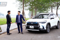 Gặp khách hàng mua Toyota Corolla Cross 1.8HV trong MỘT NỐT NHẠC