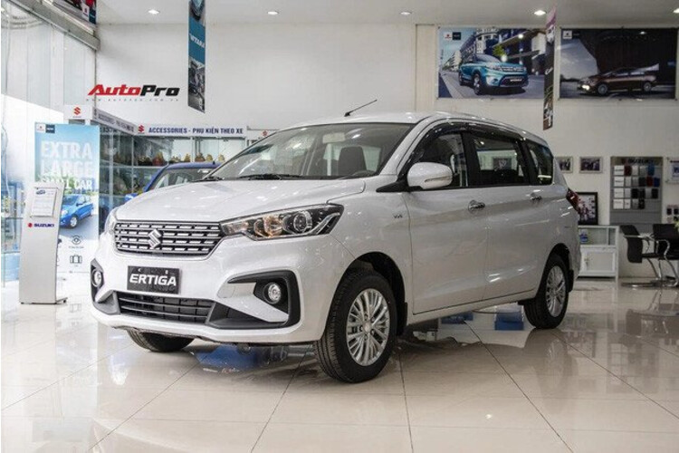 Giá xăng tăng cao, đây là 5 mẫu xe 7 chỗ tiết kiệm nhiên liệu nhất cho người Việt gia xang tang cao, day la 5 mau xe 7 cho tiet kiem nhien lieu nhat cho nguoi viet