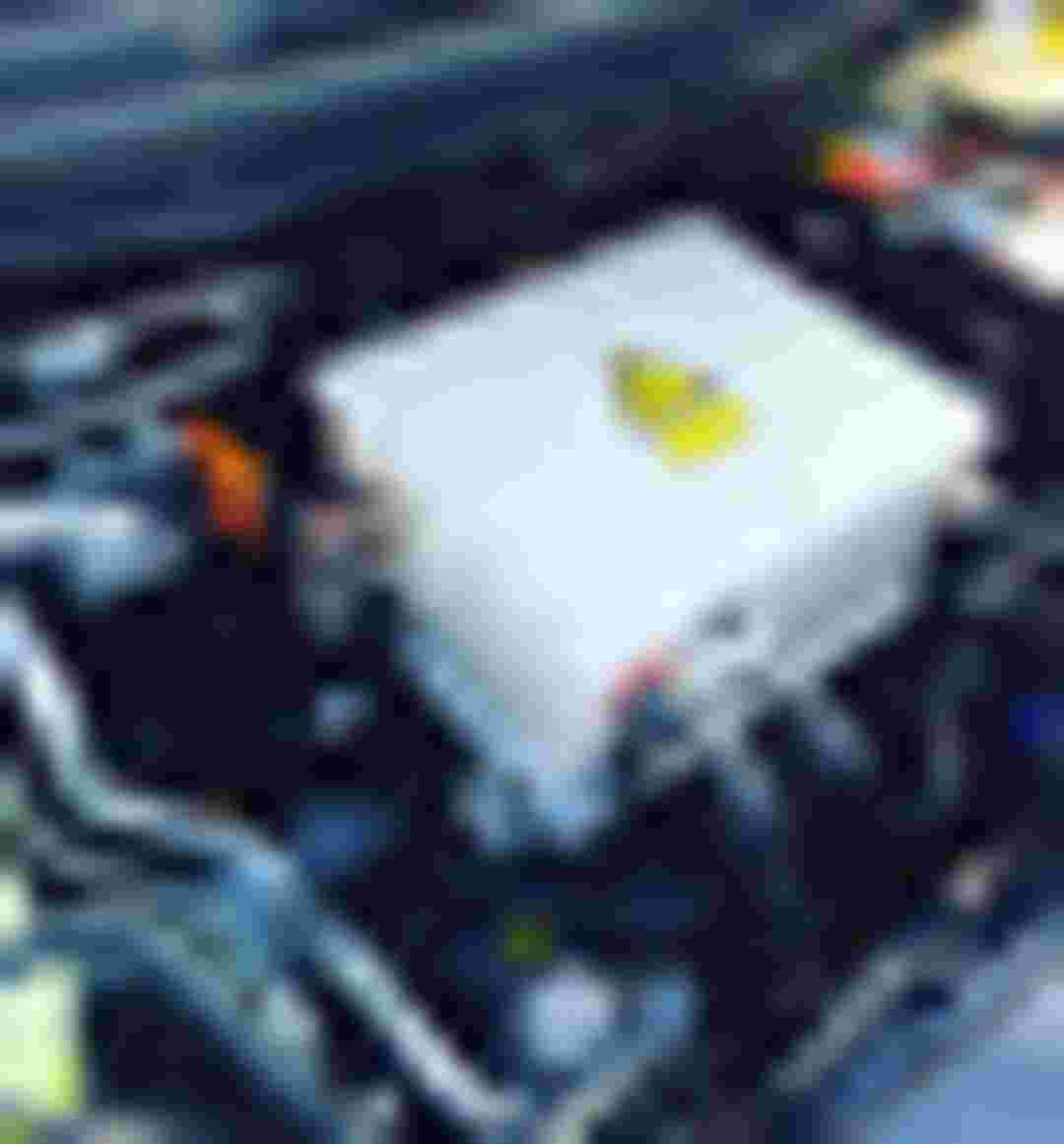 giai dap thac mac, xe dien vinfast vf e34 sao van dung ac quy?