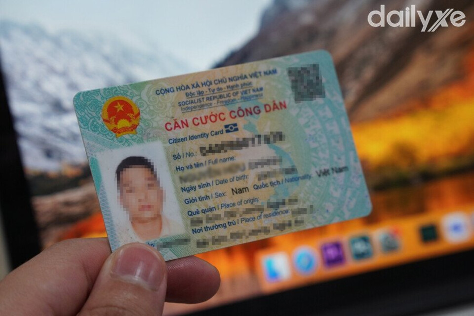 Chuẩn bị CCCD làm thủ tục cấp lại giấy tờ xe mất